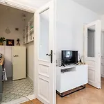 Super Apart Krucza 47a
